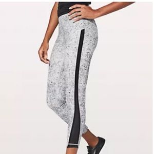 Lululemon Wunder Under High-Rise Tight 25” *Awaken full-on luxtreme